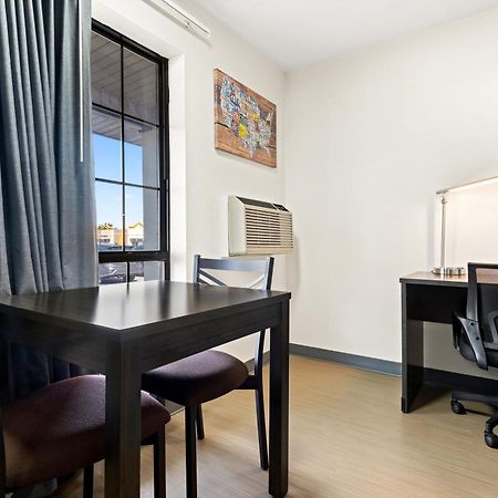 Econo Lodge Dumas Экстерьер фото