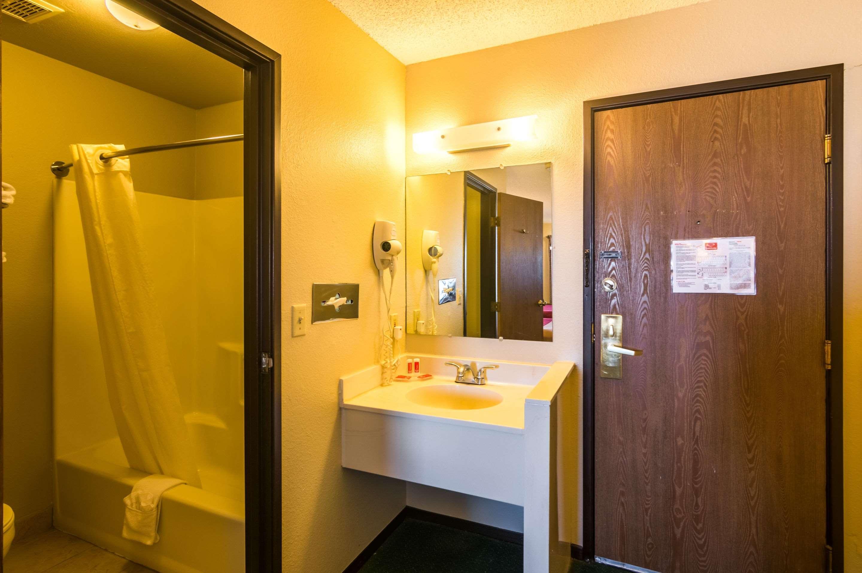 Econo Lodge Dumas Экстерьер фото