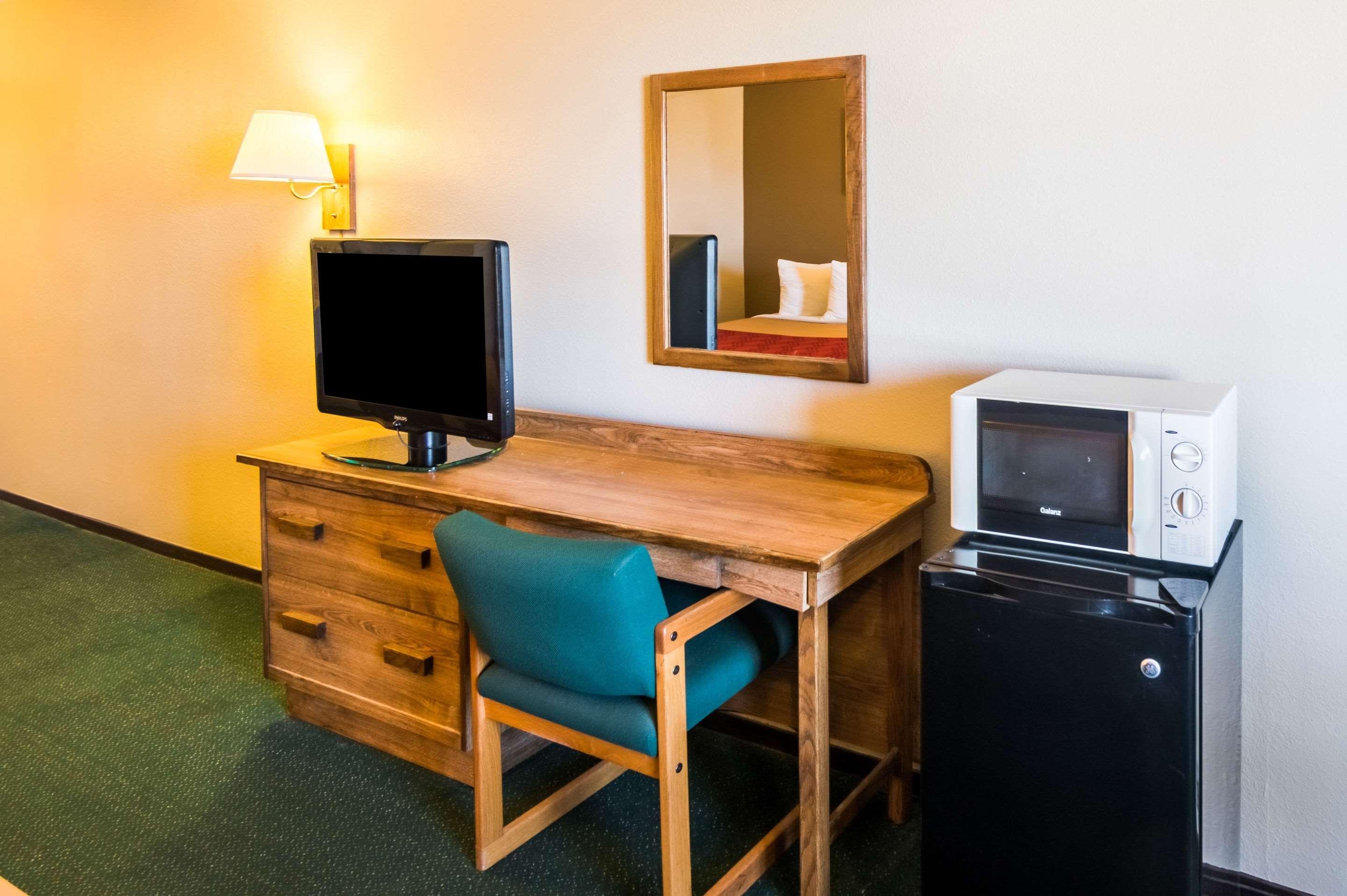 Econo Lodge Dumas Экстерьер фото