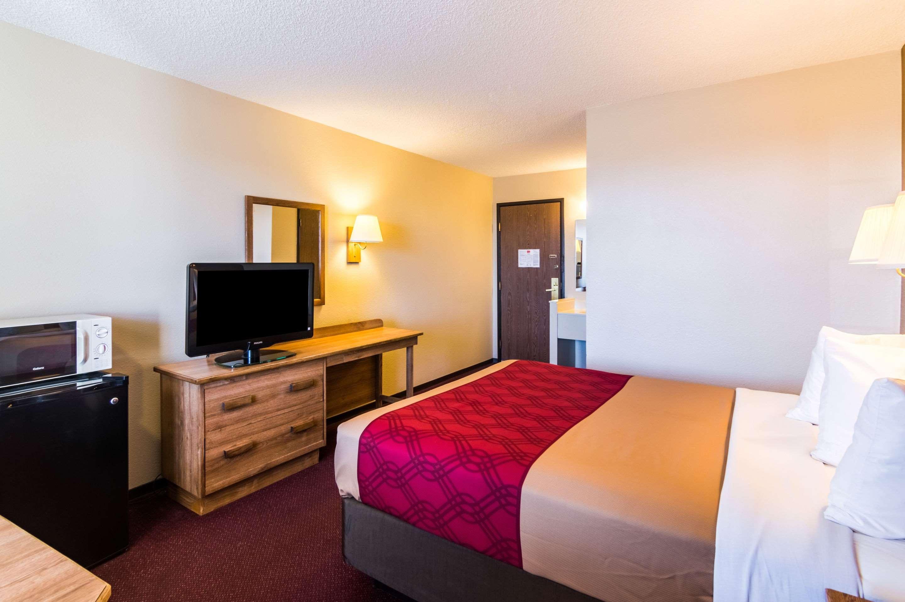 Econo Lodge Dumas Экстерьер фото