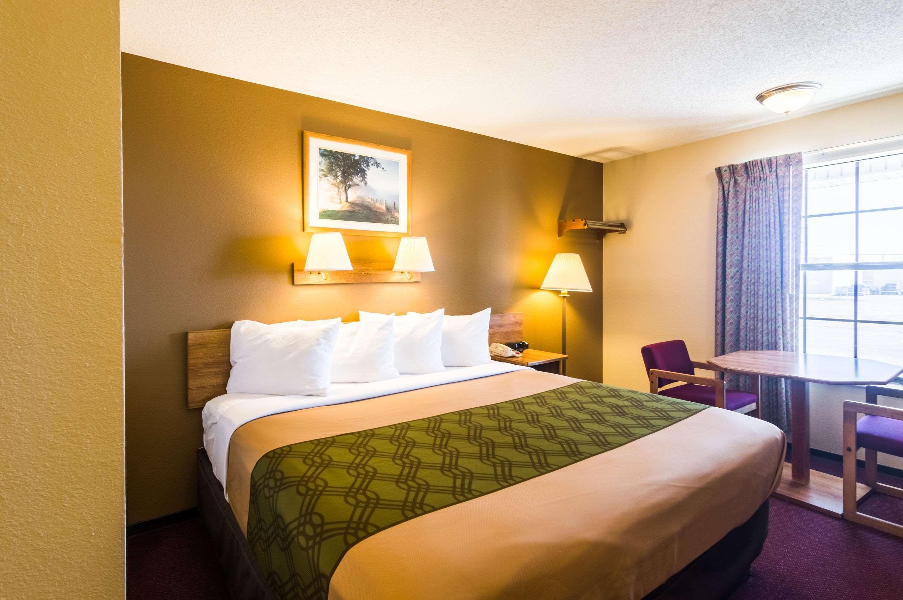 Econo Lodge Dumas Экстерьер фото
