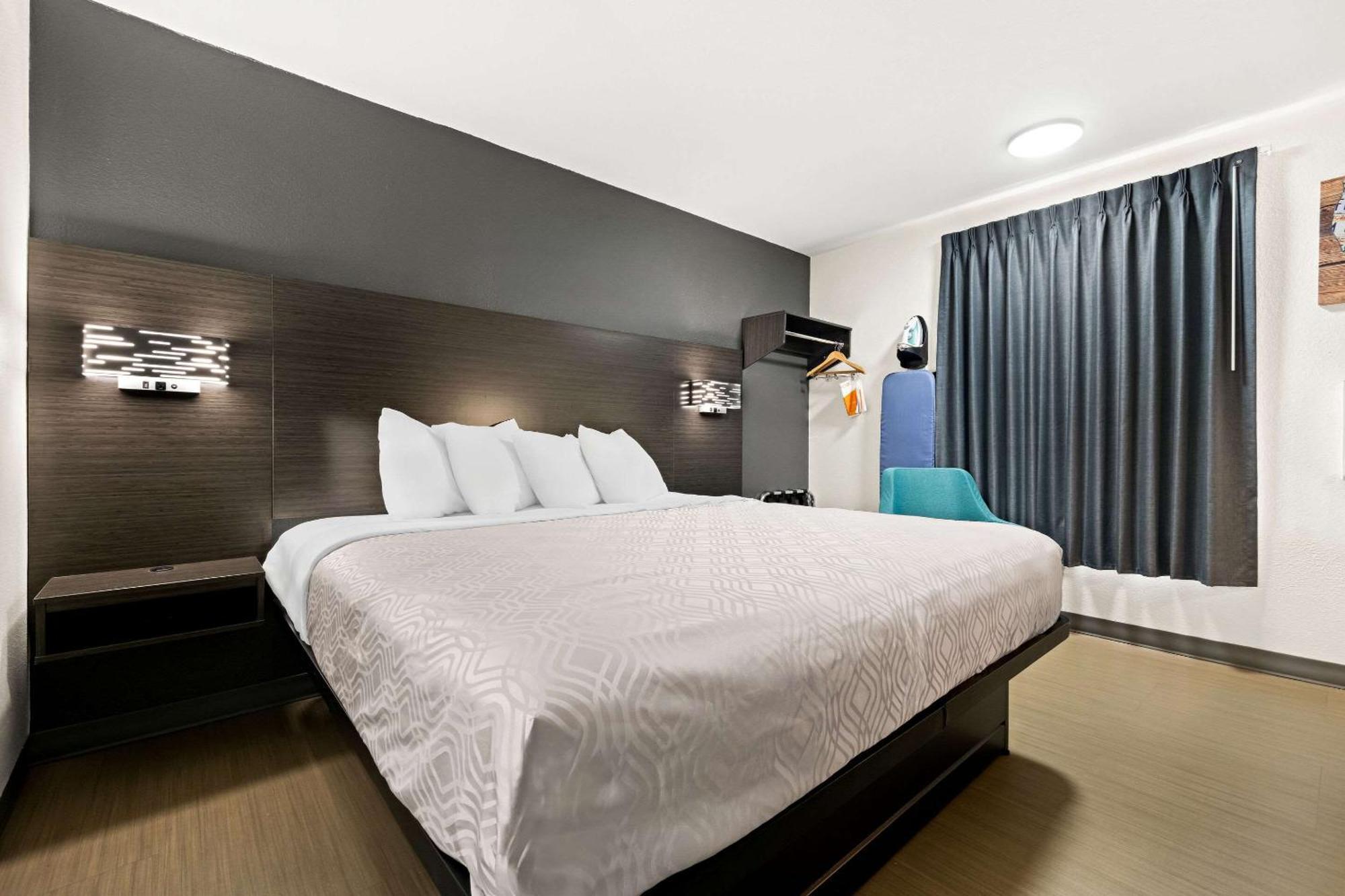 Econo Lodge Dumas Экстерьер фото